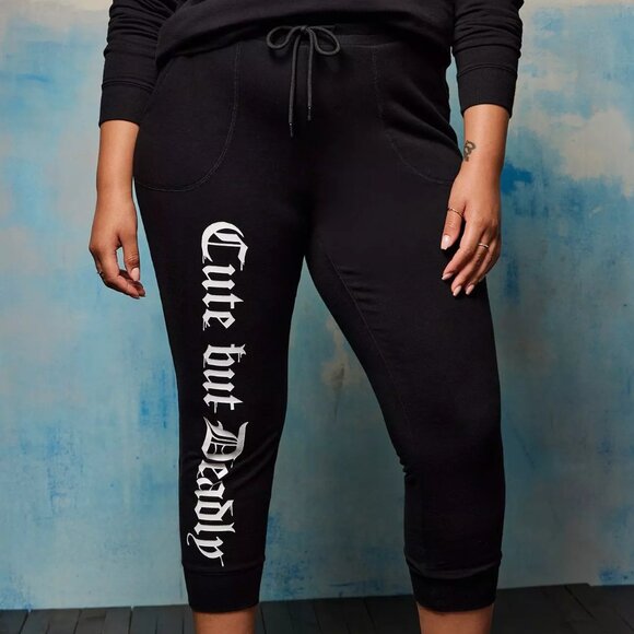 🆕️ Torrid Lovesick Cute But Deadly Black Jogger - Picture 1 of 5